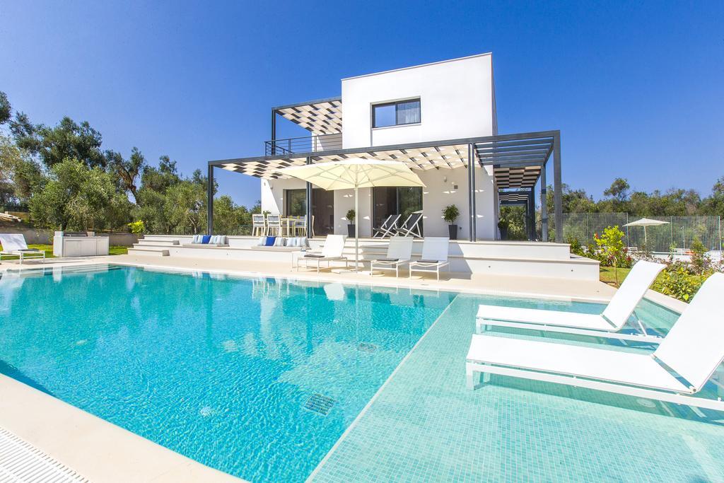 Almyra Villa