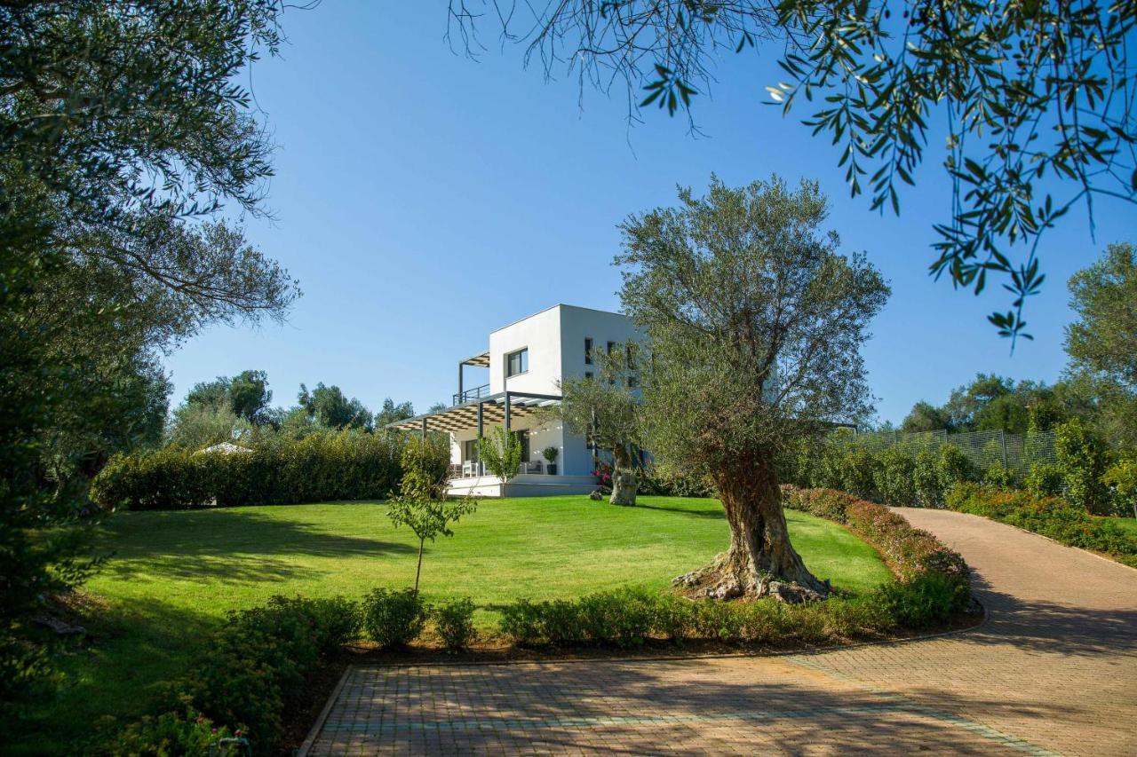 Villa Almyra