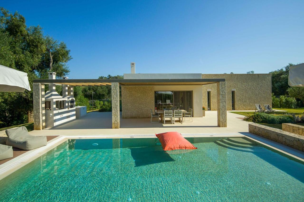 Villa Almyra Halikounas