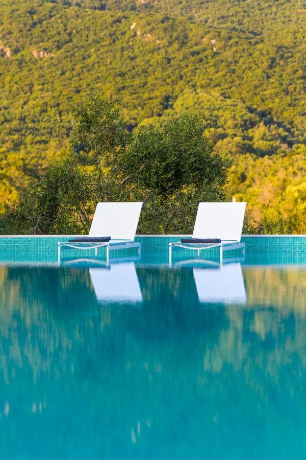 Almyra Villa *